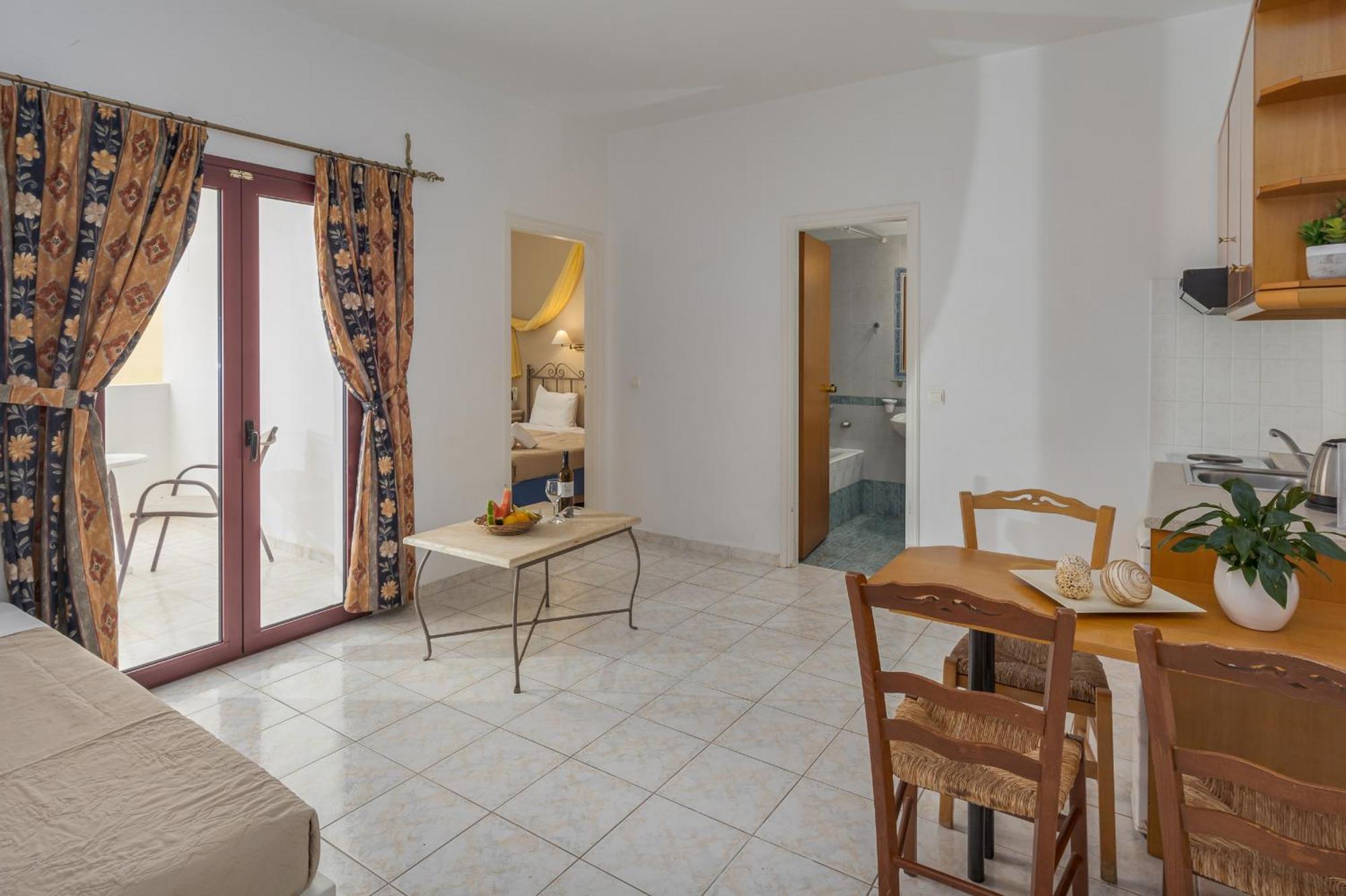 Irida Aparthotel Malia By Estia מראה חיצוני תמונה